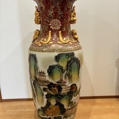 嶺東窯製時代物 色絵金彩山 水文大型飾花瓶　全長約108cm