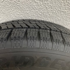 美品　スタッドレス　185/65R15 バリ山