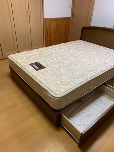 シモンズ　ダブルベッド