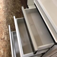 松田家具　キッチンボード　レンジボード　食器棚　ホワイト＆ブラウン　ソフトクローズ　スライド扉ロック付き　クリーニング済み　ジャングルジャングル貝塚店　貝塚市　二色浜　