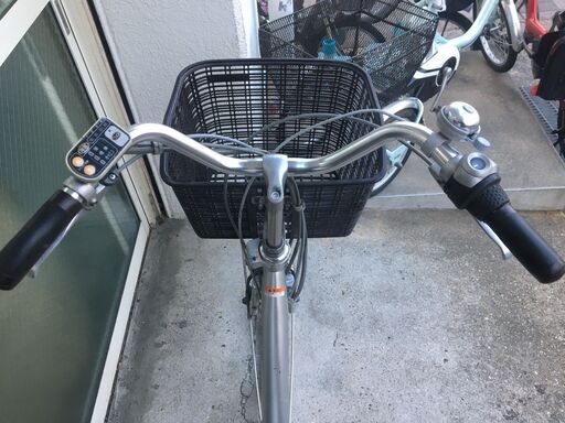 地域限定送料無料　ヤマハ　パス　新基準　8,1AH　子供乗せ　シルバー　アシスタ　ビビ　神戸市　電動自転車 地域限定送料無料 ヤマハ パス 新基準 8,1AH 子供乗せ シルバー