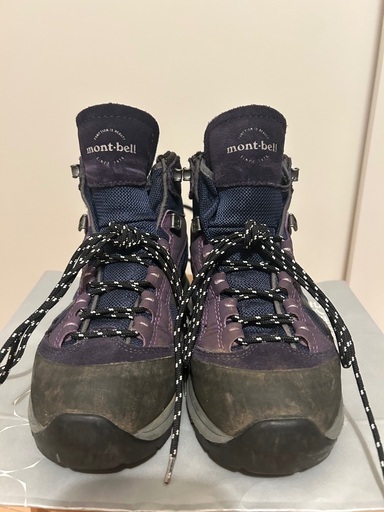 モンベル　トレッキングシューズ　ブーツ　登山靴