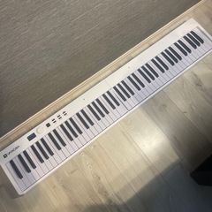 故障品　電子ピアノ　キーボード　