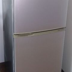 【練馬区　引取り可能な方】AQUA　2014年製２ドア冷蔵庫
