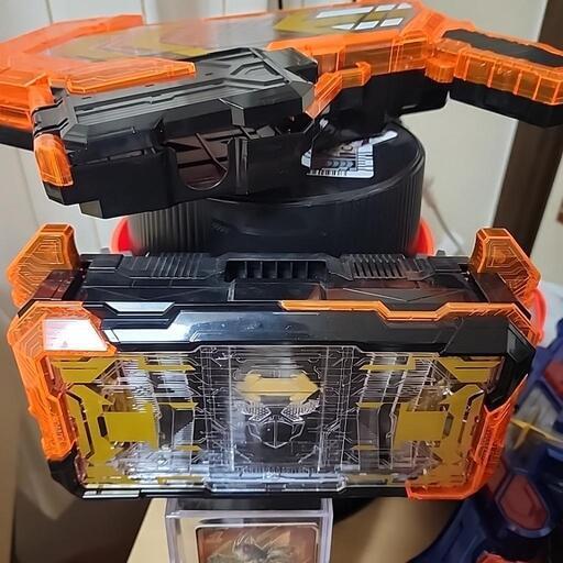 決まりました　仮面ライダーガッチャードおもちゃ+ライドケミートレカ複数