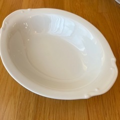シンプルなカレー皿2枚