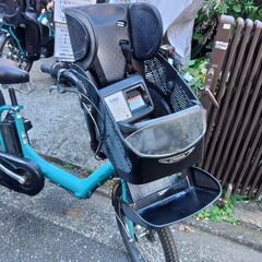 037?お子様と土足のまま土日も、いろいろなタイプのご試乗が可能です 