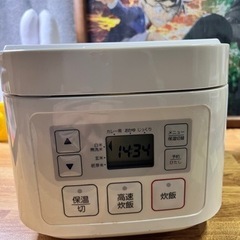 ニトリ　マイコン炊飯ジャー　SN-A5