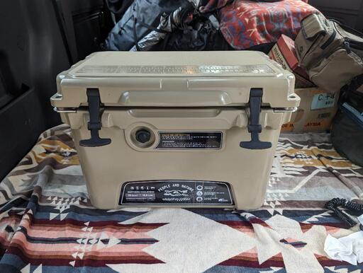 【受け渡し者決定】FIELDOOR NORTHERN フィールドア クーラーボックス 18.9L サンドカラー