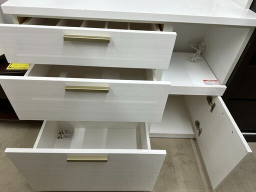 ジモティ来店特価!! 食器棚 ニトリ ホワイト J-0113
