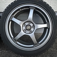 215/45r17 17x7j pcd100 5Hレガシープリウスなど