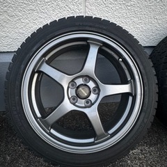 215/45r17 17x7j pcd100 5Hレガシープリウスなど