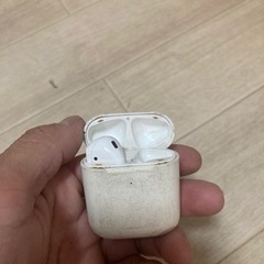 AirPods