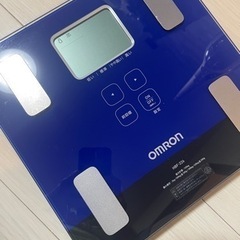オムロン製　体重計