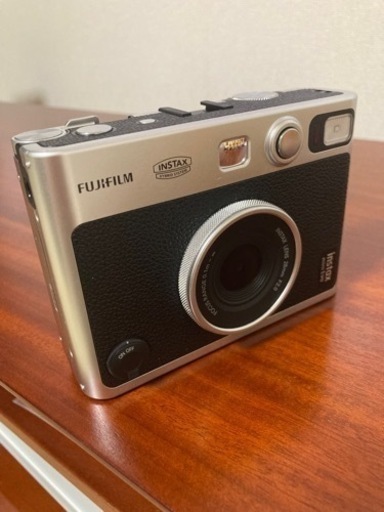 富士フイルム FUJIFILM INS MINI EVO BLACK C [ハイブリッドインスタントカメラ チェキ instax mini Evo（インスタックス ミニ エヴォ） ブラック]