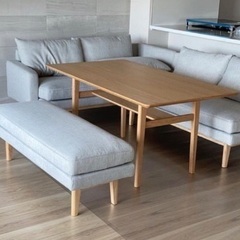 週末値下げ！一部配送可能　unico LOMシリーズ　ダイニングソファ