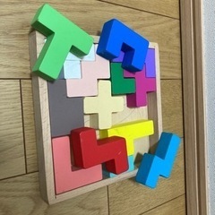 知育玩具　パズル