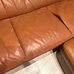 カリモク家具　3人掛 レザーソファー オットマン付き ZT7303WS 引取り