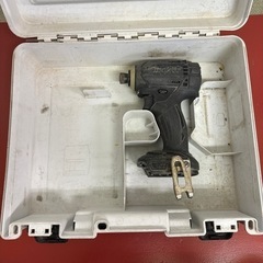 商談中　makita TD138D インパクトドライバー