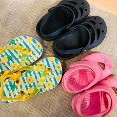 crocs  クロックス　13〜15cm キッズサンダル　ビーチ...