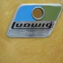 終了致しました） LUDWIG LS403 クラシックメイプル スネアドラム 14X6