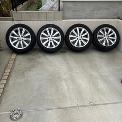 スタッドレスタイヤ　235/50r18