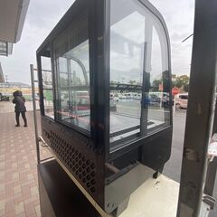 卓上冷蔵ショーケース100L/ブラック★★★橿原市内の店舗まで取りに来ていただける方★★★【HJR-UTK100BK】 ケーキ屋やカフェでも使用 黒 対面冷蔵庫 ノンフロン