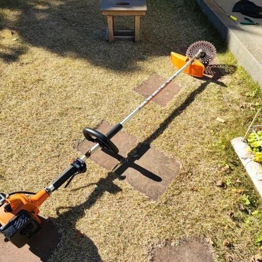 刈払い機