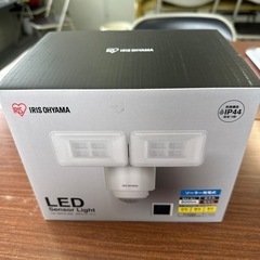 LEDセンサーライト2