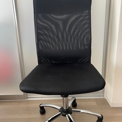 椅子　メッシュ　黒