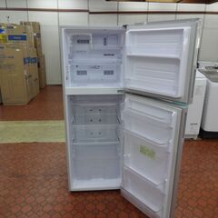 ID 235090 　冷蔵庫２ドア　225L　シャープ　２０１７年　SJ-D23B-S
