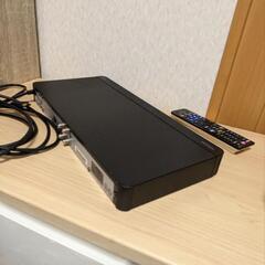 TOSHIBA REGZA DBR-Z510 レグザブルーレイ

動作確認済み　付属品一式揃っておりますのでテレビがあればすぐに使用できます。


付属品は
本体
カード
HDMIケーブル
リモコン
　でございます。
