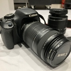 一眼レフカメラ キャノン EOS KISS X5 Canon イオス 広角と望遠レンズ付き