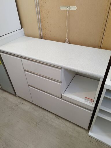 ①ニトリ キッチンカウンター レンジ台 キッチンボード アルミナ2 幅120cm おしゃれ ホワイト 白 クリーニング済 堺市 石津【ジャングルジャングルサカイ石津店】