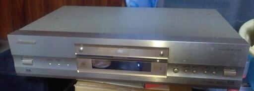 パイオニアDV-747A  DVD,CD,SACD,DVD-A 再生可のユニバーサルプレーヤーですが高音質です！