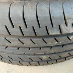 225/60R17 4本　ヨコハマ　ブルーアースE51