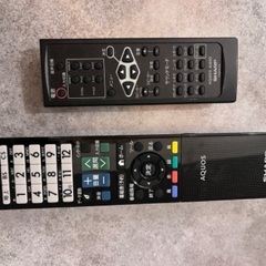 40インチ液晶テレビ、スピーカー内蔵テレビデッキ付き