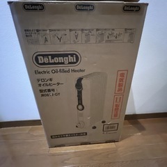 1回だけ使用したデロンギ・オイルヒーター JR0812-GY 送料無料