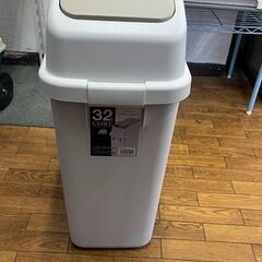 ゴミ箱 No.7963　回転蓋つき　コンパクト　　【リサイクルシ...