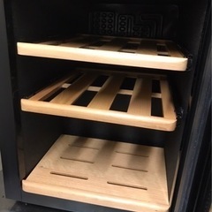 ワインクーラー美品‼️ワインセラー12本収納