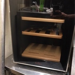 ワインクーラー美品‼️ワインセラー12本収納