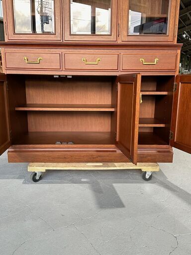 マルニ　地中海シリーズ　ロイヤル　キャビネット　食器棚　カップボード　飾り棚 マルニ 地中海シリーズ ロイヤル キャビネット 食器棚 カップボード