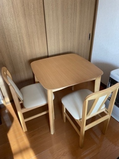 食卓テーブル