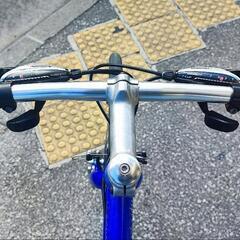 クロスバイク　スポーツ系自転車　シマノ21段変速