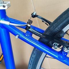 クロスバイク　スポーツ系自転車　シマノ21段変速