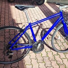 クロスバイク　スポーツ系自転車　シマノ21段変速