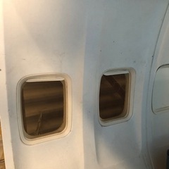 飛行機の窓枠、パネル　