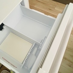 『値下げしました』三菱冷蔵庫・冷凍庫 MR-CX33E -2020年製、元の価格より65％安い。[まだ値下げ可能です。]
