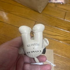 値下げ　限定品　未使用　すヌーピー×coach キーホルダー