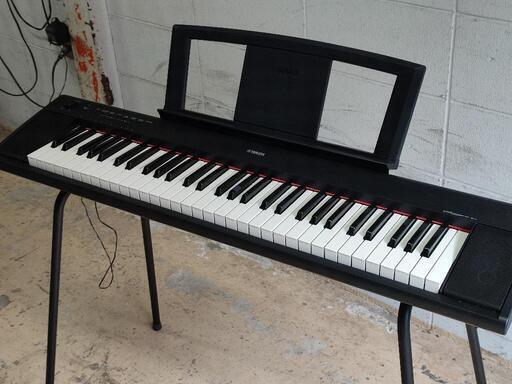 YAMAHA 電子ピアノ piaggero NP-11 スタンド 譜面台 ACアダプター